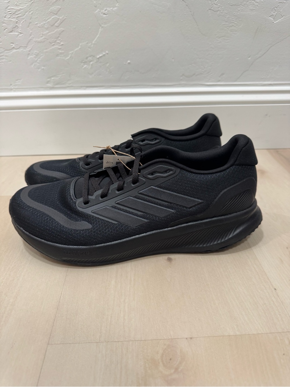 NWT Adidas Runfalcon 5 Running Shoes Black Men's 11.5 IE8812 - Picture 4 of 11